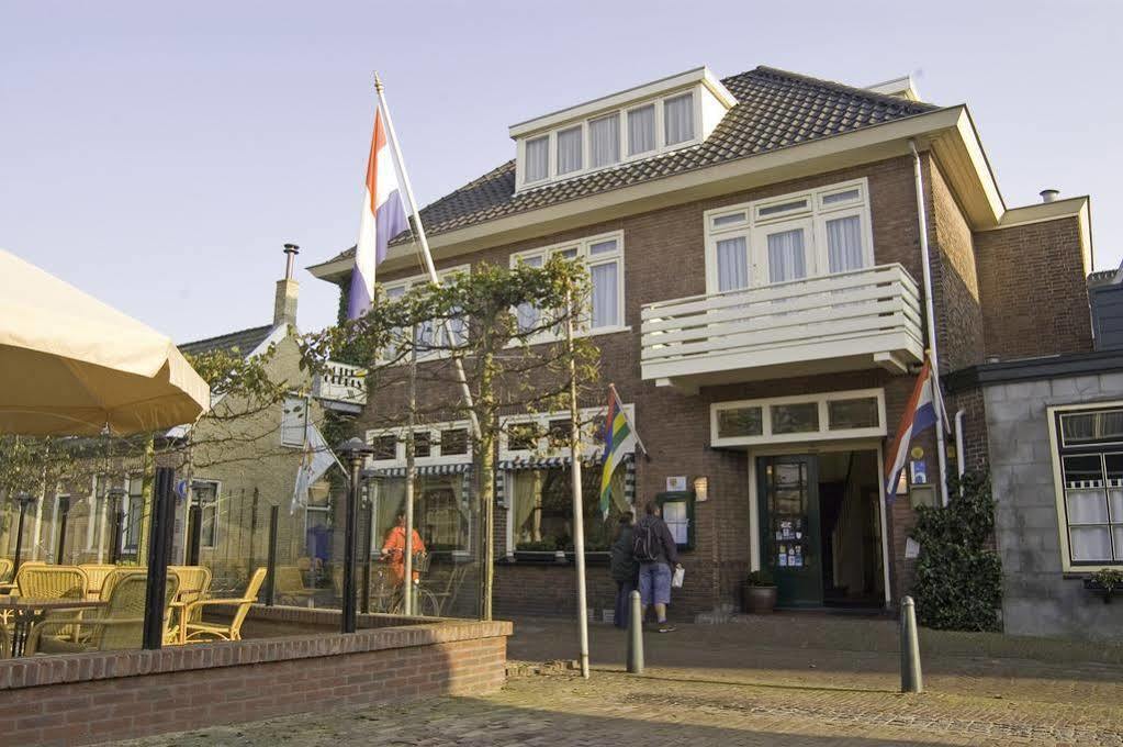 Hotel Oepkes West-Terschelling Bagian luar foto