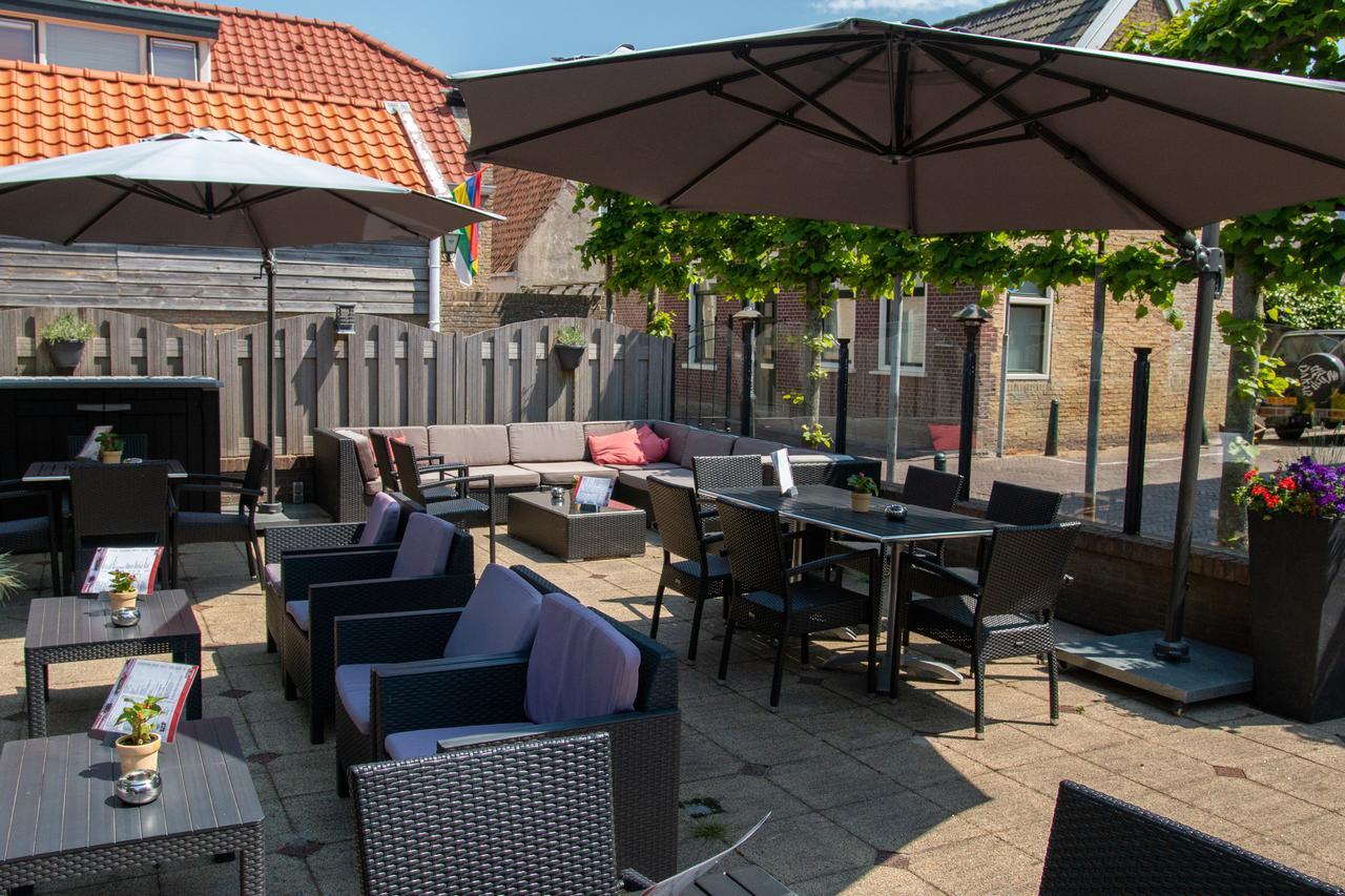 Hotel Oepkes West-Terschelling Bagian luar foto